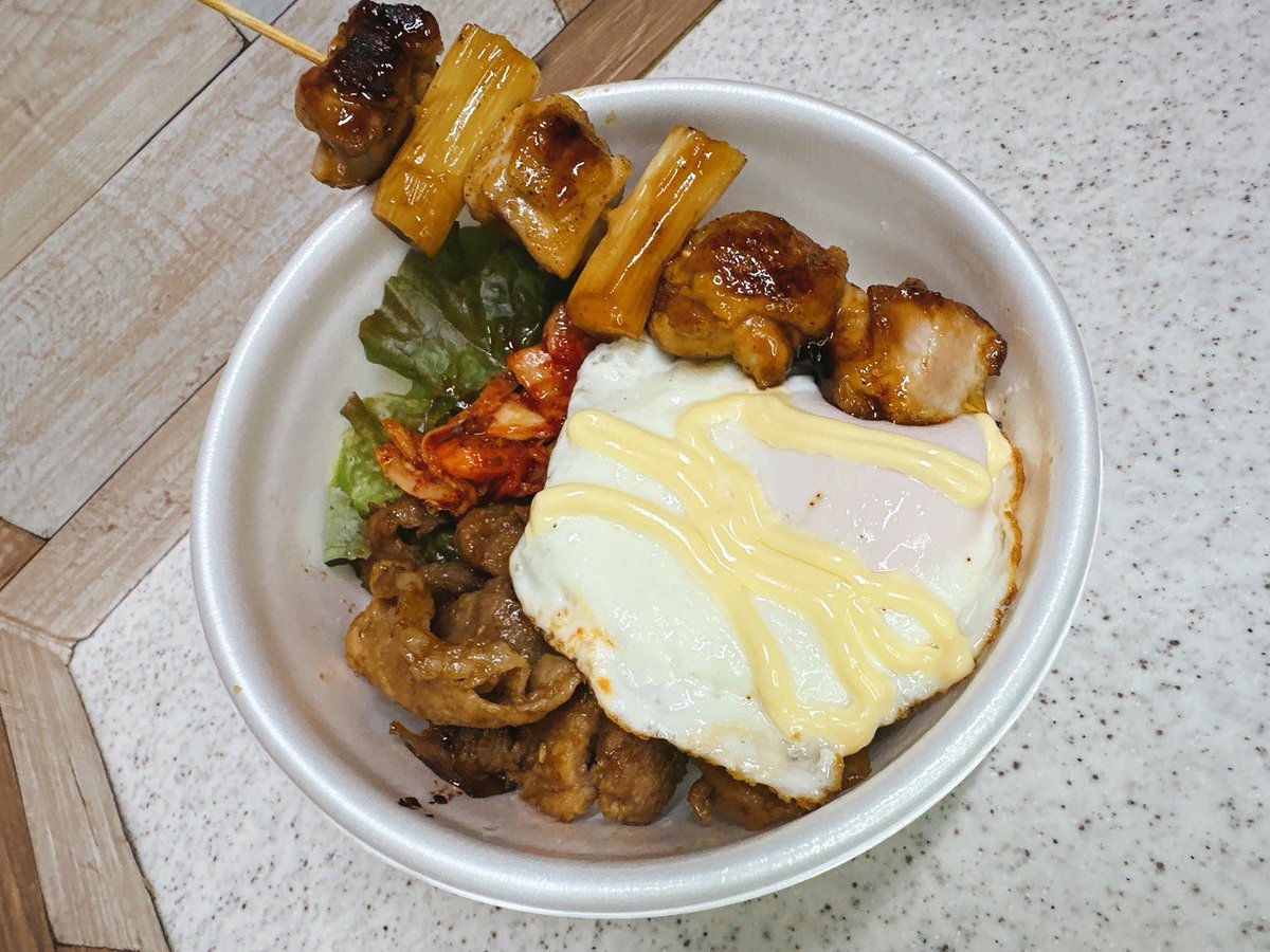 ラクエンプラス様🎰 明日11月22日に5周年を迎えます🎉 周年日という