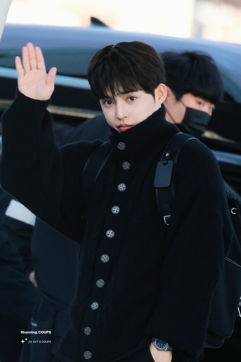 Stunning_COUPS's tweet image. 221121 ICN🛫

🥹🥹🥹

#에스쿱스 #SCOUPS 
#승철 #최승철 
#세븐틴 #SEVENTEEN
@pledis_17