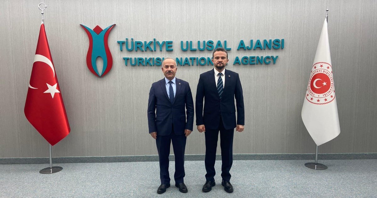 Türkiye Ulusal Ajansı Başkanı Sayın <a href="/ilkerastarci/">İlker Astarcı</a>'yı makamında ziyaret ederek Erasmus+ ve ESC Programları kapsamında verimli bir görüşme gerçekleştirdik.
Sn. Başkanımıza yakın ilgileri ve nazik misafirperverlikleri için teşekkür ederim.
<a href="/ulusalajans/">Türkiye Ulusal Ajansı 🇹🇷 Turkish NA</a>