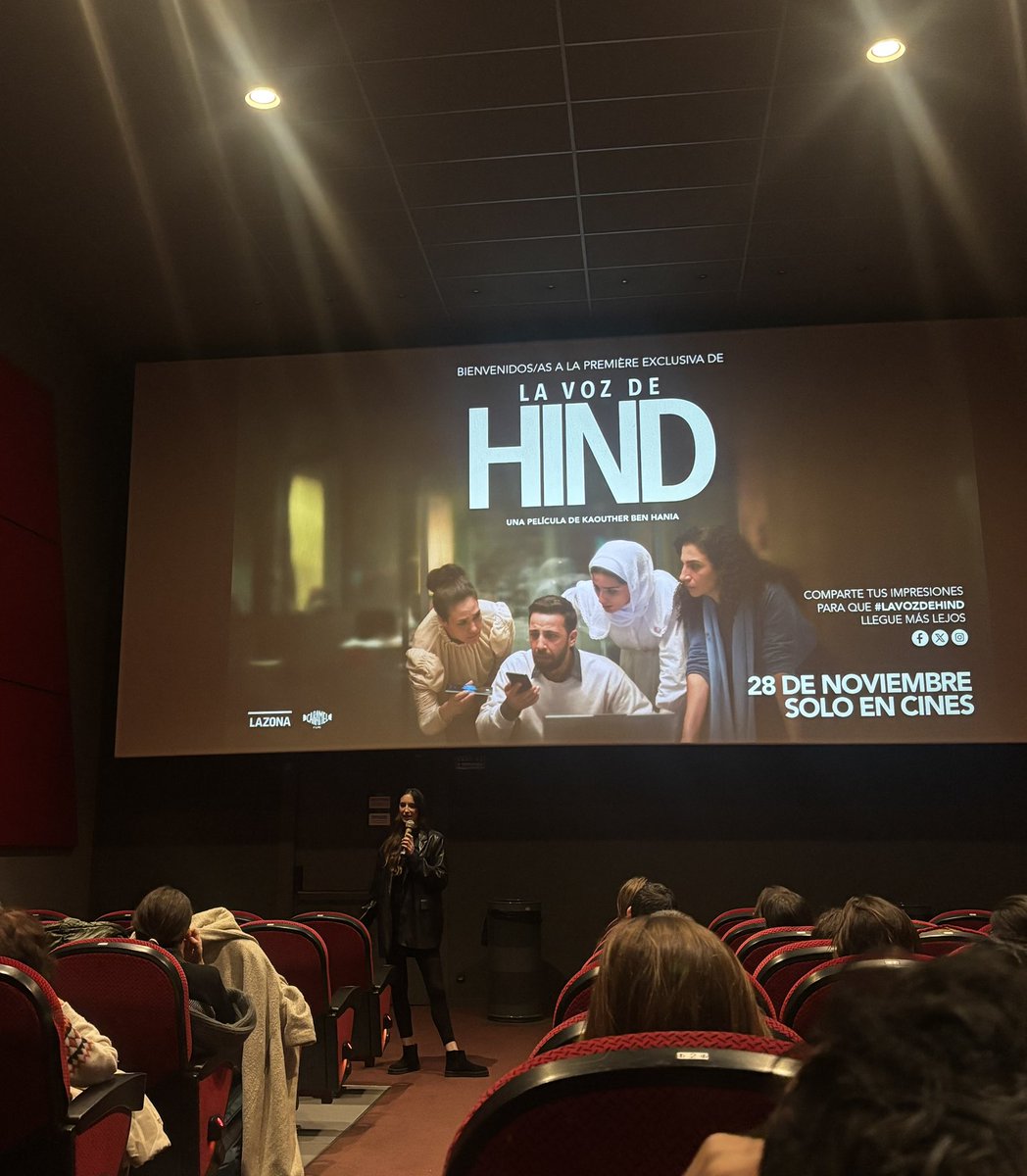 Els minuts de silenci després la projecció de #LAVOZDEHIND ho diuen tot. Imprescindible Necessària 
Mai oblidarem (o no s'hauria d'oblidar) a Hind Rajab i el que fa la Mitja LLuna Roja.
Estrena el 28 de nov Una pel·lícula de Kaouter Ben Hania amb Saja Kilani y Motaz Malhees #Gaza