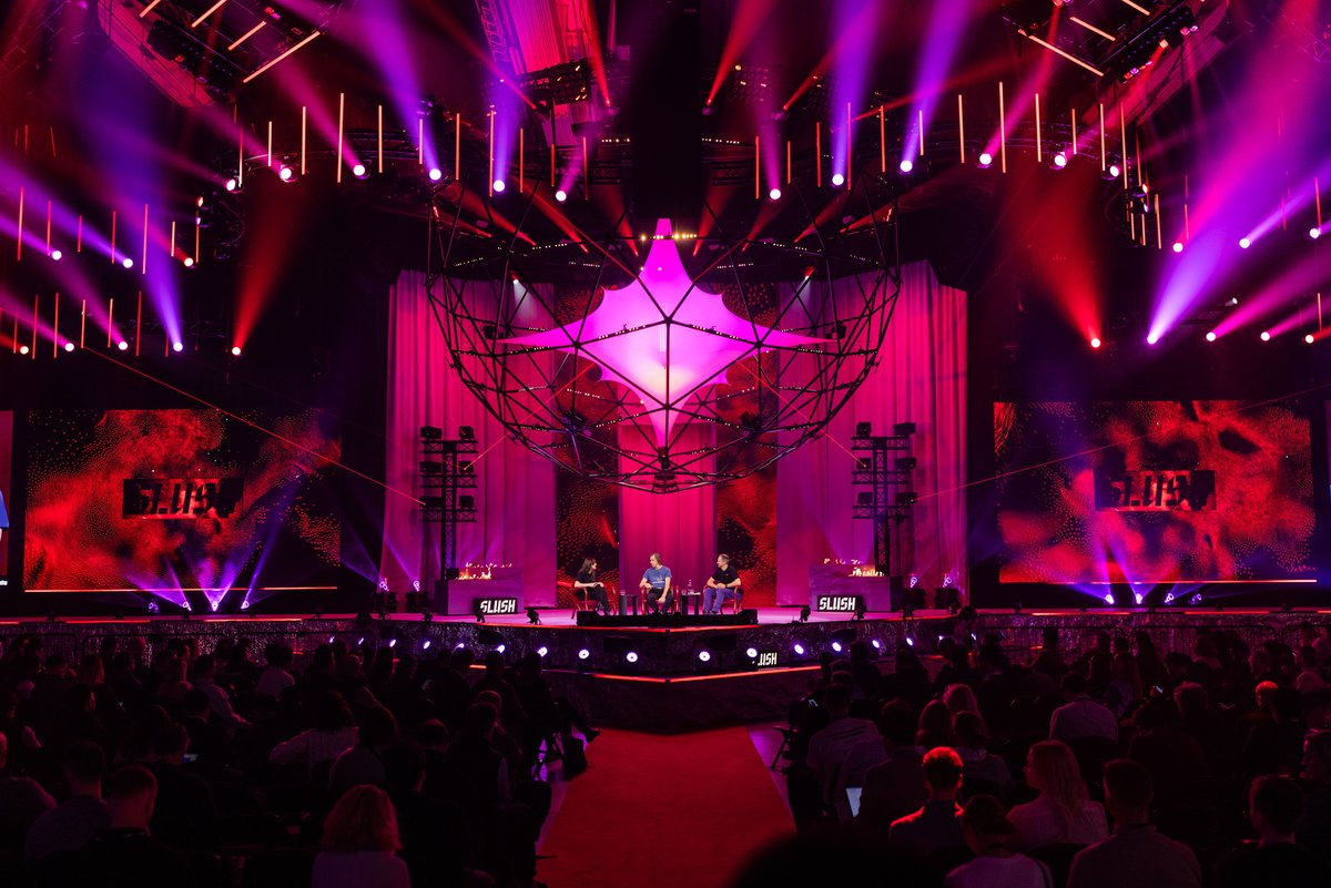 𝗜𝗻𝗱𝗶𝗮 𝗮𝘁 𝗦𝗹𝘂𝘀𝗵 𝟮𝟬𝟮𝟱: Indian startups, backed by <a href="/startupindia/">Startup India</a> &amp; Kerala Startup Mission, showcased innovations and connected with the world’s top entrepreneurs.

Ambassador <a href="/HemantKotalwar/">Hemant Kotalwar</a> engaged with Indian startups, urging global collaborations to help India