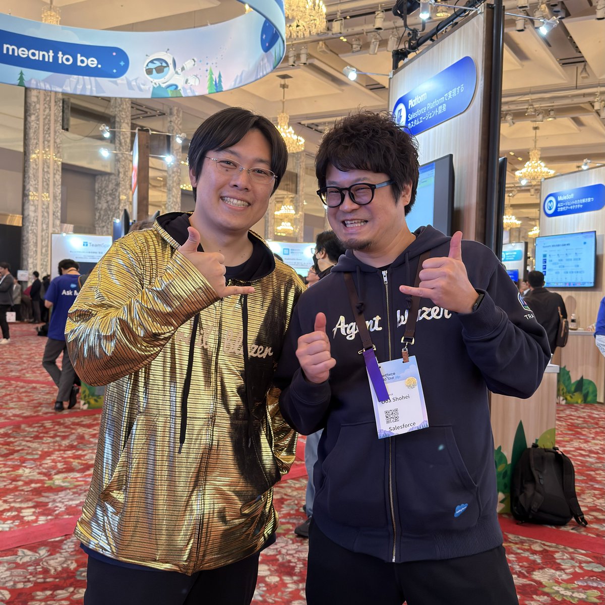 odashoDotCom's tweet image. 今回の #AgentforceTour で #GoldenHoodie をついにゲットされた @geeorgey さん！！！本当におめでとうございます！！！d(´Д` )ｽｺﾞｲ！
セッションもおつかれさまでしたー！
コミュニティで一緒にﾜｲﾜｲできるの楽しみがすぎる！！