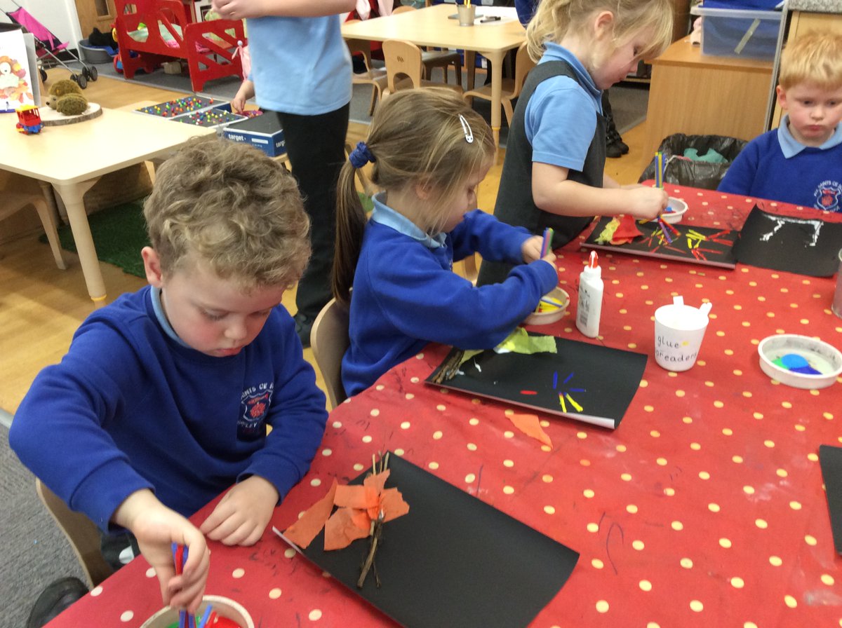 Reception have enjoyed exploring fireworks and bonfires in our learning about Bonfire Night and Diwali. We have used glitter to make firework patterns, given our fingers a workout using pegs to make firework pictures and made bonfire collage art #ABASYR
<a href="/CidariEducation/">Cidari Multi Academy Trust</a>