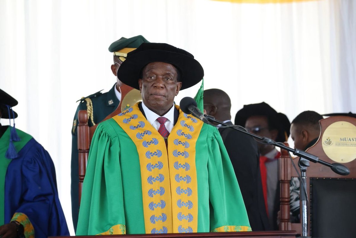 zimcelebsHq's tweet photo. His Excellency President@edmnangagwa has arrived at the MUAST Campus in Marondera
#MUAST
#Education5.0 https://t.co/EzqFsYPhIS