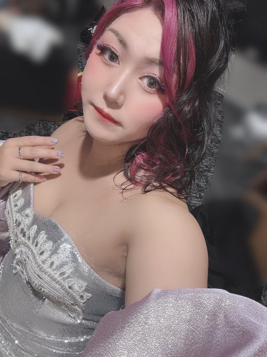Beauty Japan2025終了しました

結果は2次審査のスピーチまで進めましたが、最後までは進めませんでした

しかし、心に残ったと沢山の人からお声を頂き、私のやって来たことは無駄じゃなかったです

今日からまた歌い手に戻り、私の道を歩き続けます

どうかそんな私を応援して下さると嬉しいです