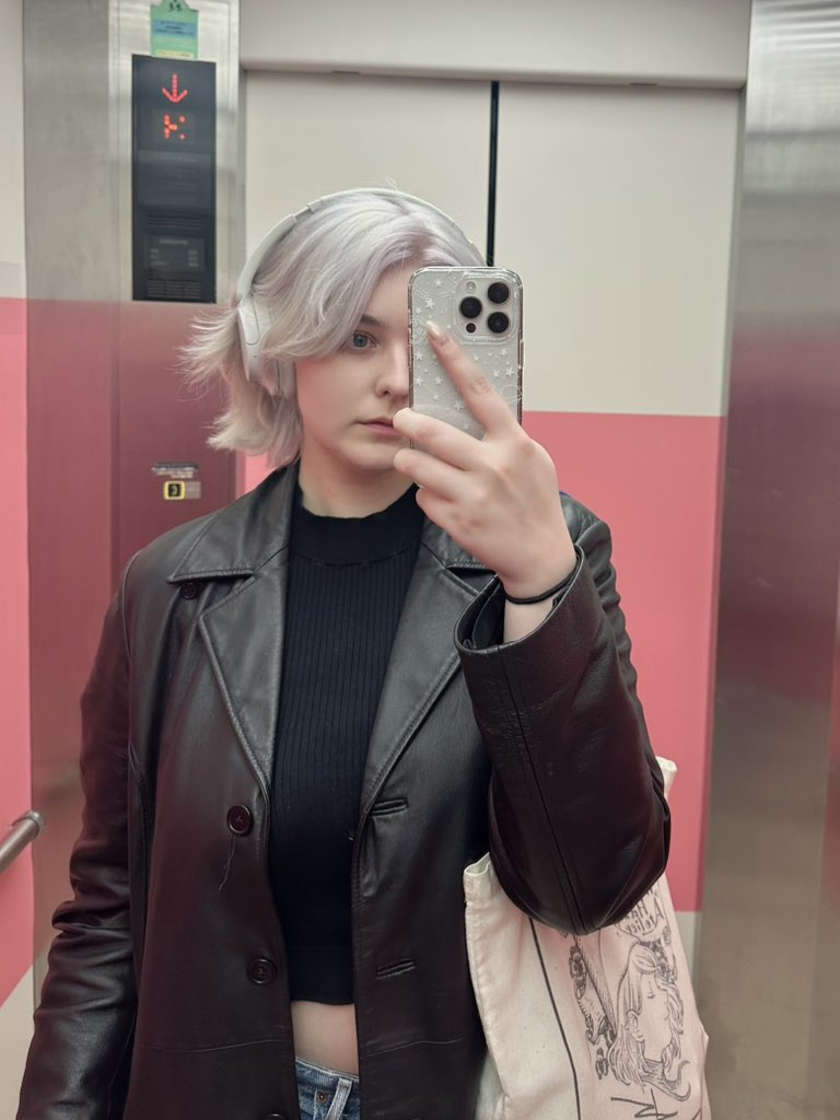 ostxra's tweet photo. Finally achieved Kaworu adjacent hair everyone watch out https://t.co/kU2Ghnnfpb