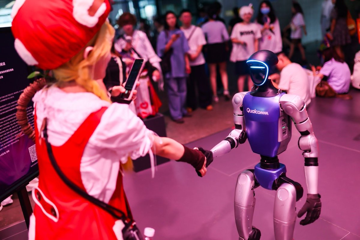 PicoGlobal's tweet image. The pavilion quickly became a show-stopping centerpiece at #ChinaJoy, attracting thousands of attendees and winning widespread praise.

Discover our latest exhibition activation: bit.ly/3yGLOWZ

#PicoGroup #Pico #Chinajoy2025 #ChinaJoy
#event #EventActivation