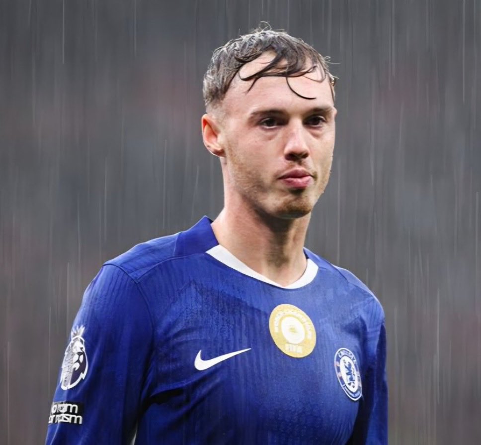 CFC_1905_310's tweet image. 🚨パーマーが自宅で足の指を骨折🤕

マレスカ「彼はバーンリー戦は確実に出られないし、バルセロナ戦もアーセナル戦も確実に無理だ。彼は残念ながら、自宅で事故があり足のつま先をぶつけてしまった。骨折している。大きな怪我ではないが、来週はまだ戻って来られないだろう。」【@NizaarKinsella】