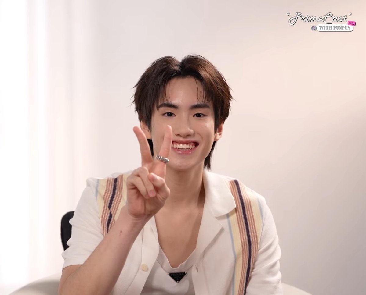 PearWhat68456's tweet image. ประทับใจมายเซ็ทภูมาก ๆ🥹 ขอบคุณที่ appreciate ในการซัพพอร์ทของบีอัสเสมอนะคับ💞 อยากบอกภูว่า ทุกการซัพพอร์ทที่บีอัสทำให้ บีอัสได้รับความสุขจากตรงนั้นทุกครั้ง🫶🏻 ภูเป็นตัวเองได้เต็มที่เลยน้า จะคอยฟังการเล่าเรื่องราวผ่านเสียงเพลงของภูตลอดไปเลยยย❤️✨

#PHUTATCHAI
#PrimeCastxPHUTATCHAI