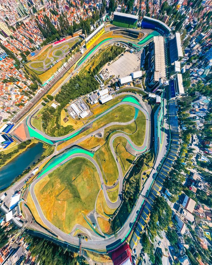 DW ᶜᵉᶜ tweet media