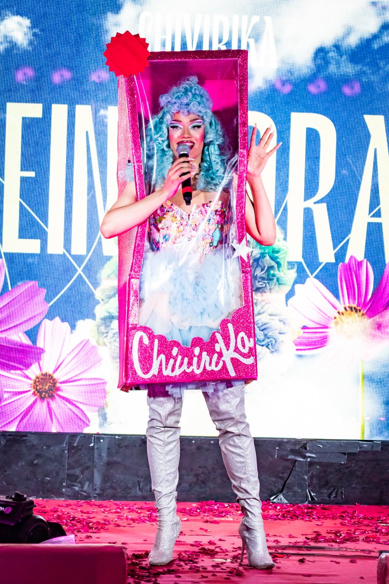 Gala icónica, con croquetas, lipsync a 3, despedida de soltera, y vete a saber que no nos hayamos enterado.

Resto de fotos en nuestra web y... ¡La Gala 3 es mañana! 👀