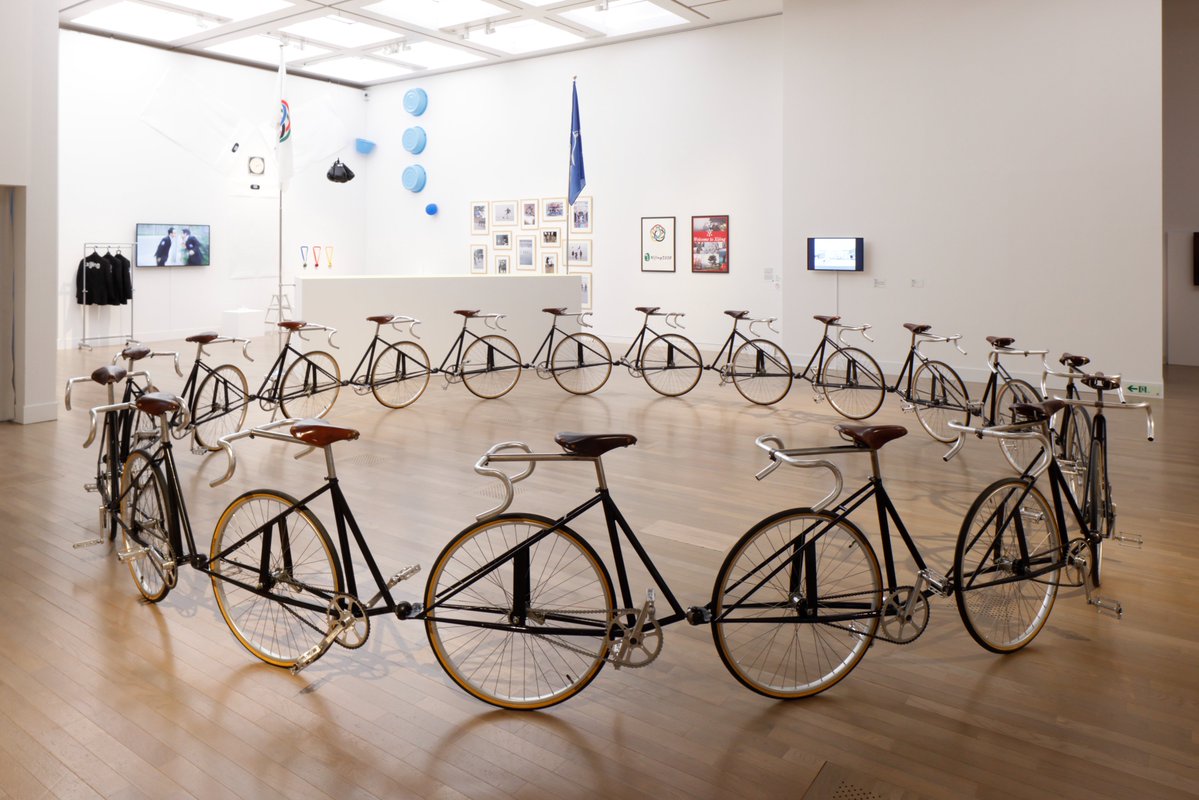 時代のプリズム 展示されている作品をご紹介👀／ 曽根裕《19番目の彼女