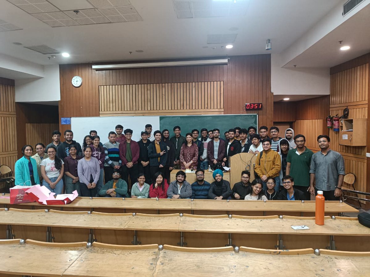 Ravinder_IITD's tweet photo. My #BTechstudents at IITD brought me a cake on the last day of class; a rare gesture by BTechs. We shared the cake amidst much fun, laughter & memory-making. Thank you class of Socio of India...this restored my faith in teaching in the age of AI🥰 https://t.co/bqBBFmKUMo