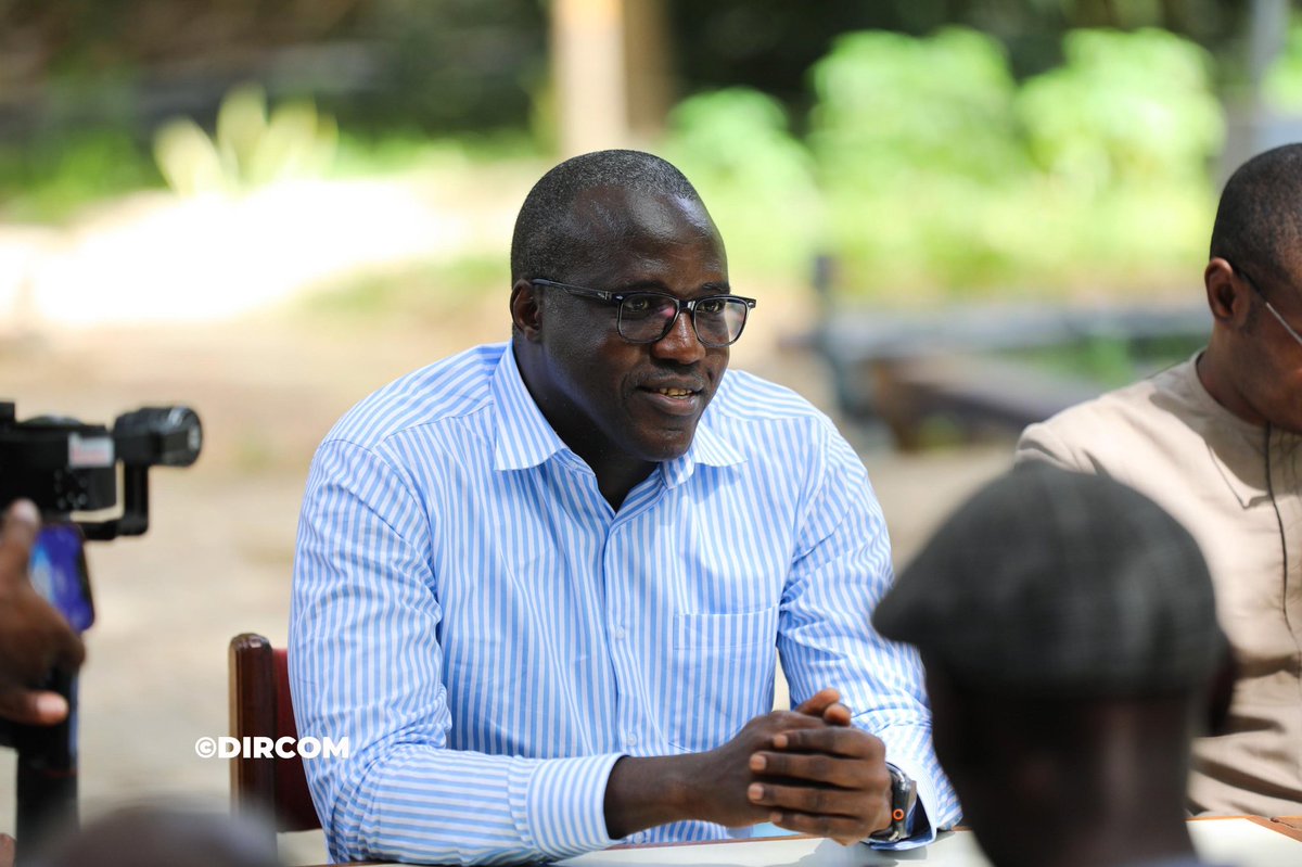 UCAD_Senegal's tweet image. #INITIATIVE

Bonne nouvelle pour l’environnement ! 🌿

Le Département de Biologie Végétale de l’UCAD et le Centre d’Éducation et de Formation Environnementale #CEFE du Ministère de l’Environnement et de la Transition Écologique #METE ont signé une convention de partenariat