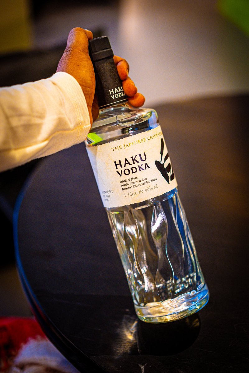 idlebrainjeevi's tweet image. Haku Vodka!

#photography