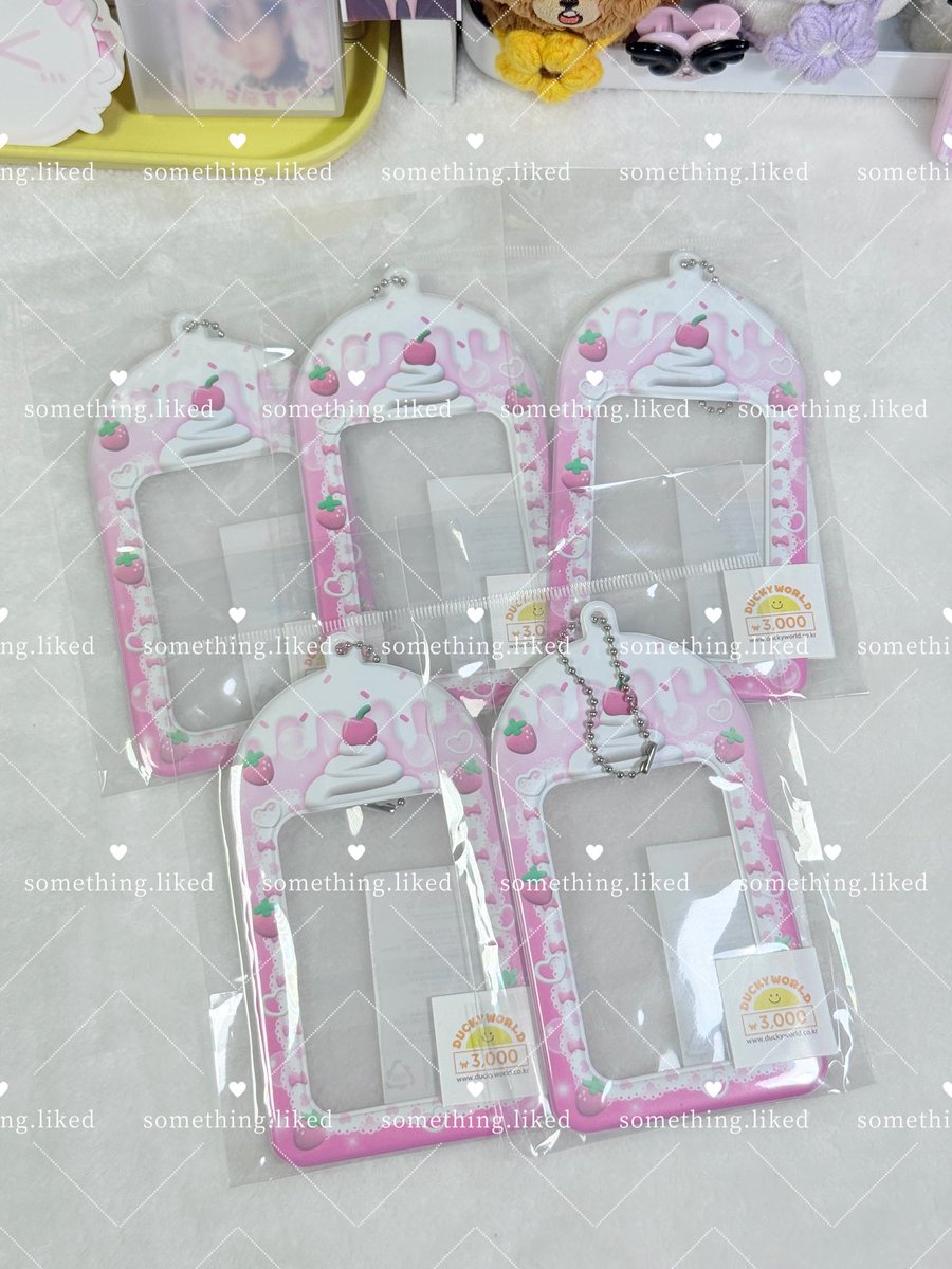 something_liked's tweet image. 🌻เฟรมวิปครีม Ducky World

🌱อันละ 220.-
📮ค่าส่ง 30.-

🫧พร้อมส่งค่ะ สนใจเดมได้เลยน้า

#ตลาดนัดแฟ้มการ์ด #แฟ้มใส่การ์ด #แฟ้มสะสมการ์ด #แฟ้มการ์ด #ตลาดนัดเฟรมการ์ด #ตลาดนัดsanrio ตามหา