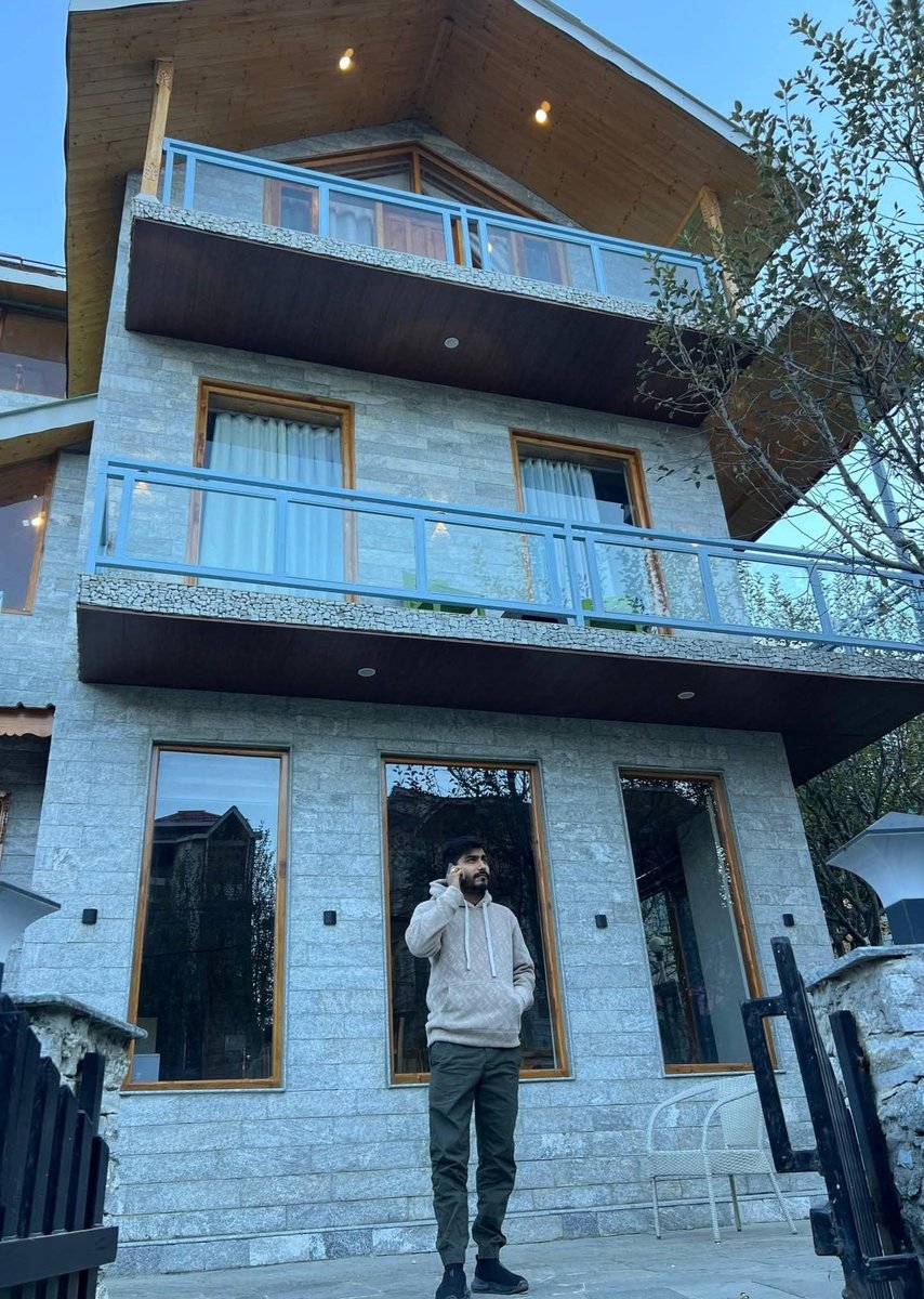 ManjeetGoswami_'s tweet image. आज की सुबह मनाली की वादियों में l
#manali #himanchal