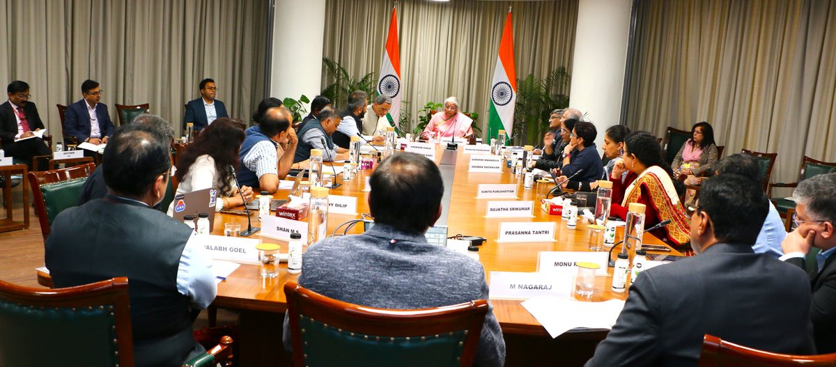 FinMinIndia's tweet image. Union Minister for Finance &amp;amp; Corporate Affairs Smt. @nsitharaman chairs the 12th Pre-Budget Consultation with the experts and stakeholders from the #Urbanisation sector in connection with the forthcoming Union Budget 2026-27, in New Delhi, today. 

The meeting was also attended…