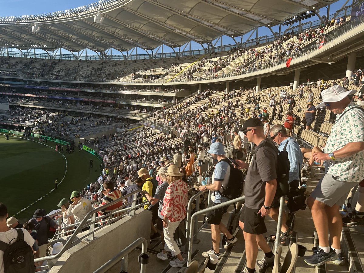 Tom Smethers tweet media