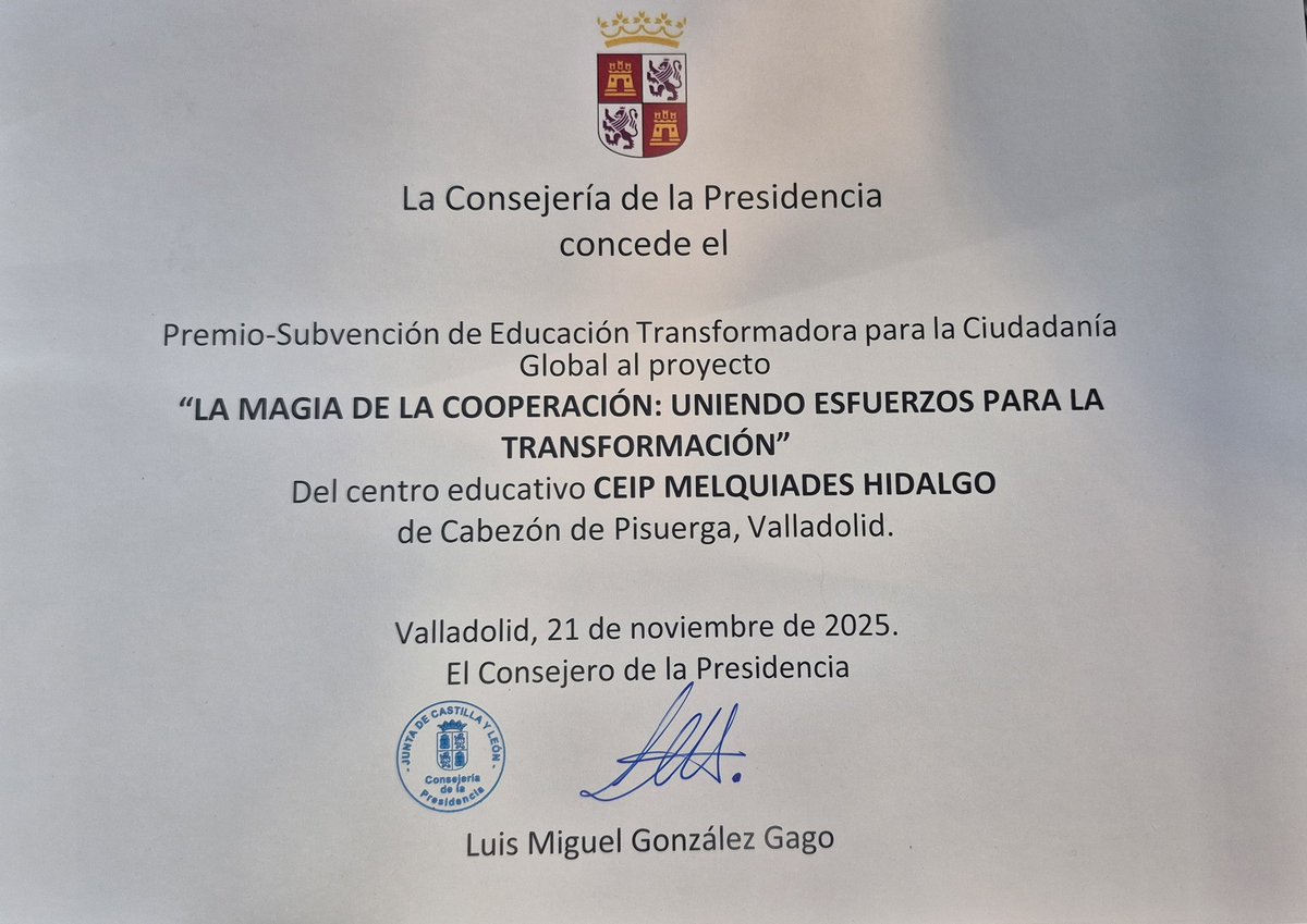 Hoy recogemos de la mano del Consejero de la Presidencia de la Junta de CyL el Premio de Ed. Transformadora para la Ciudadanía Global, al proyecto "La Magia de la Cooperacion" <a href="/educacyl/">Educación JCyL</a> <a href="/cabezondepisu/">Cabezón de Pisuerga</a> <a href="/cfievalladolid/">CFIE VALLADOLID</a> <a href="/UNICEFCyL/">UNICEFComitéCYL</a> <a href="/Edudesarrollo/">Educación_desarrollo</a> <a href="/jcyl/">Junta de Castilla y León</a>