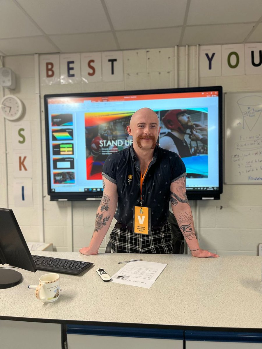 CBSNaas's tweet image. As part of Stand Up Week, we were delighted to have Cian Kelly, a former Naas CBS student,  join us on Friday, 7th November, to talk with our fifth years.