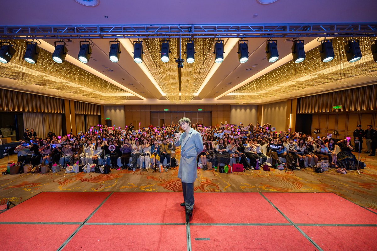 GrandIvoryRec's tweet image. Thank you everyone for the lovely fansign event in Changsha.

Thank you for having Smart CSNP 

Your support means everything to us. 🩶

#grandivoryrec 
#smartcsnp 
#csnp