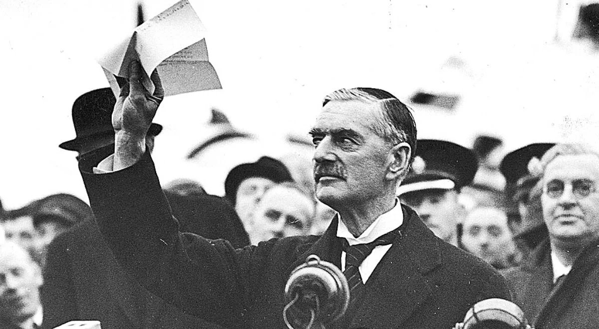 BadEmbassy's tweet photo. Kto nie pamięta historii skazany jest na jej ponowne przeżycie... https://t.co/HqUnvYIUUi