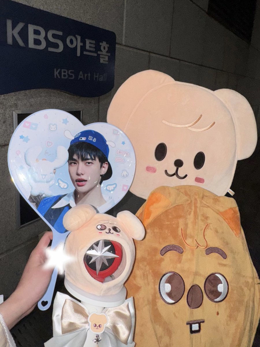 멍만♡i tweet media