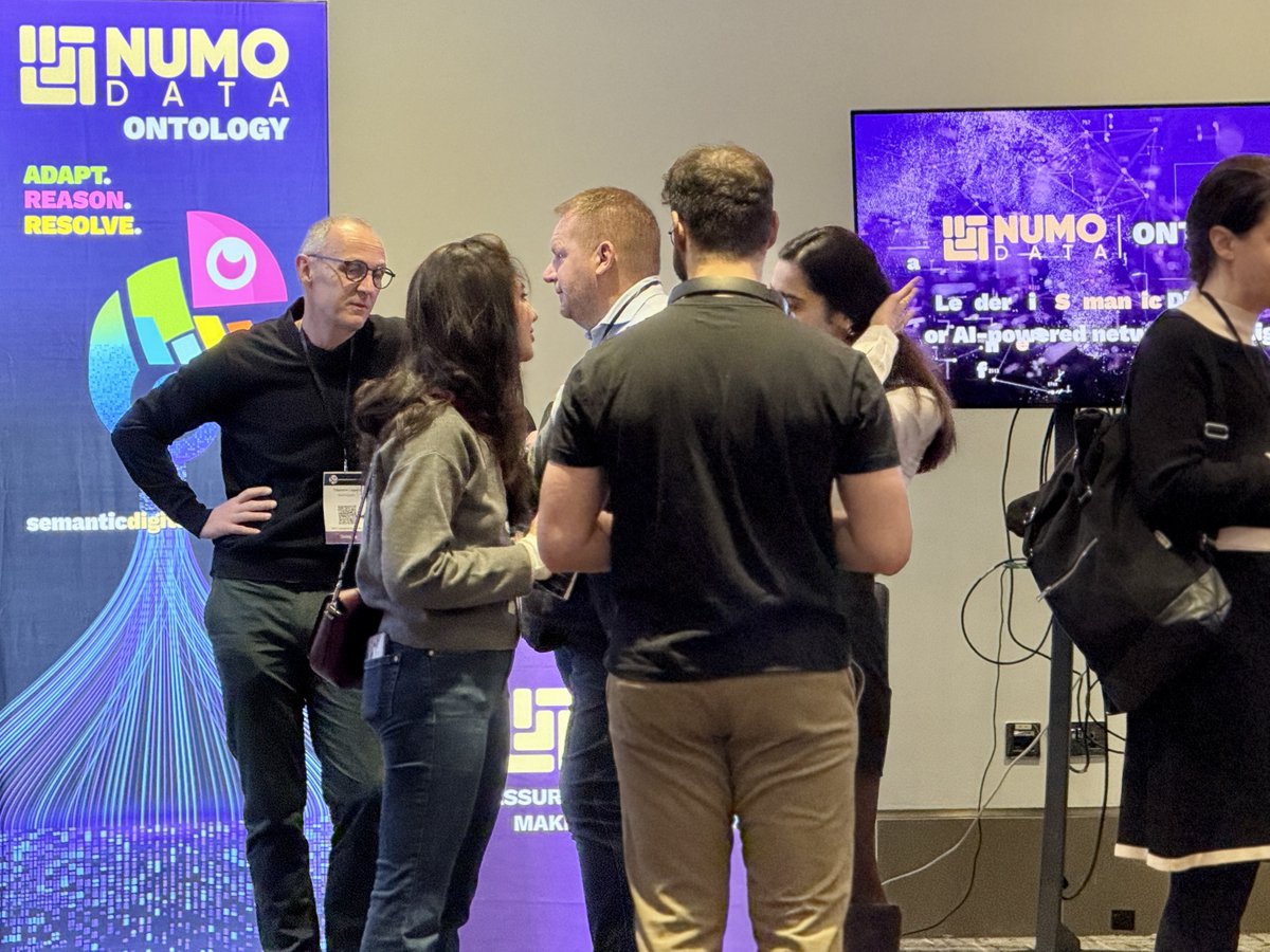 BevEve's tweet photo. 💡Fantastic opening and Keynotes at #ConnectedData London today!
Also, impressed by NumoData’s Semantic Digital Twin demo - showing how #telco data can finally become connected, trusted and intelligent.
ℹ️https://t.co/HK11lodqsM
#CDL25 @Connected_Data NumoData Partner