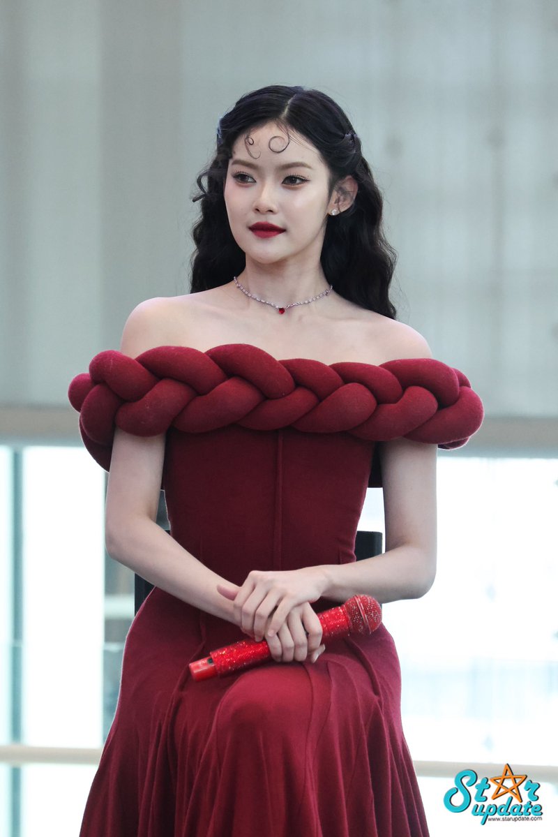 webstarupdate's tweet image. &quot;มาเบล&quot; #Mabelz_PiXXiE ในงานแถลงข่าวคอนเสิร์ต PiXXiE Tales Concert : The Enchanted Ceremony 👑

#PiXXiE #PiXXiE_2ndConcert
#PiXXiETalesConcert_PressCon