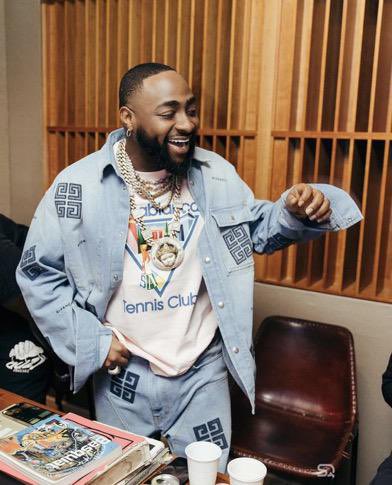Big_Ed_Ent's tweet photo. World Davido Day 😎

GAME CHANGER ✅

#obo #Davido #001 https://t.co/yXr8hRdSYg