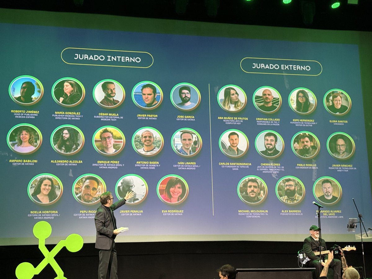  Javi Losana tweet media