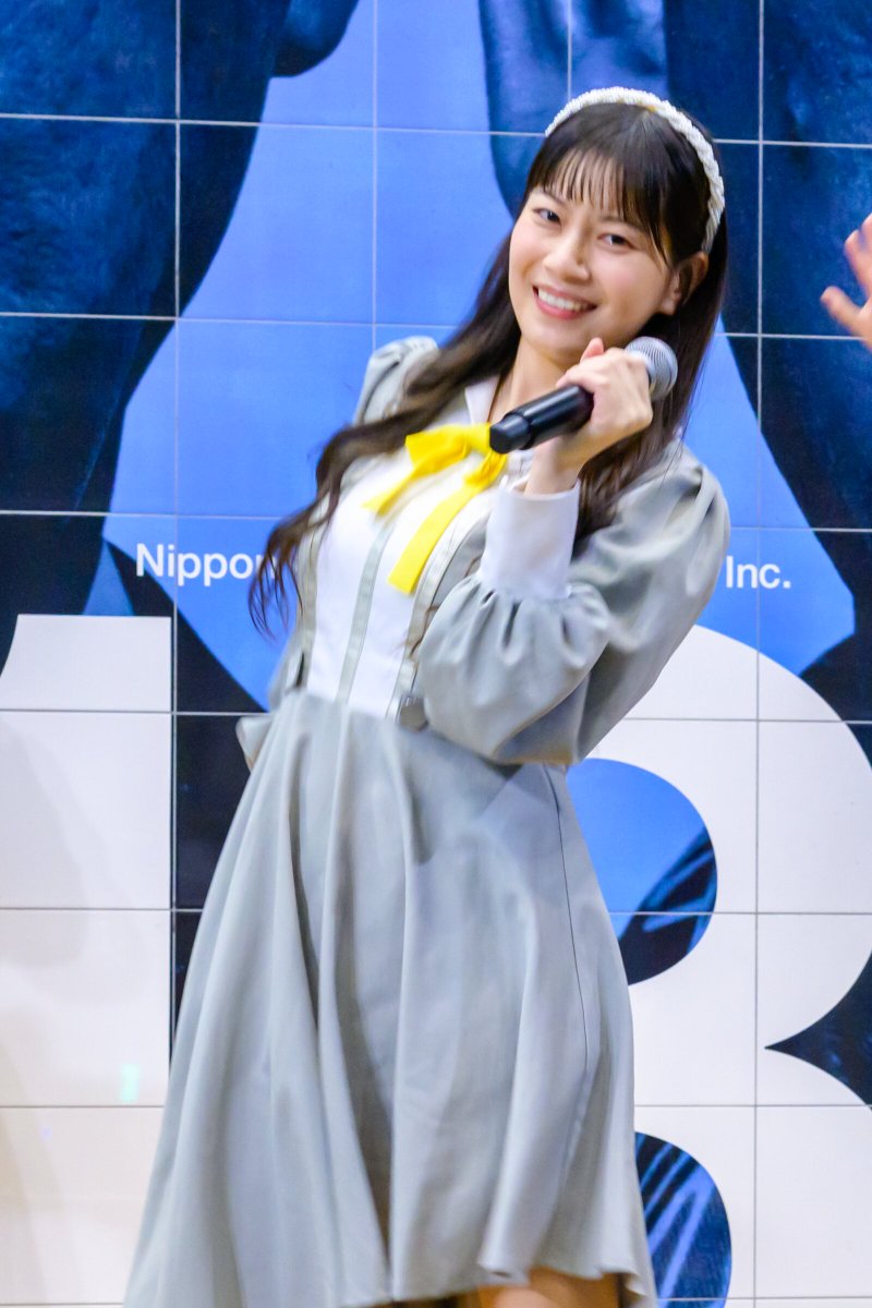 Pontam11's tweet photo. 25/11/19 #アイドル頂DASH @浜松町文化放送サテライト広場
本日のひまプリ撮可楽曲は ”幸せダンデライオン”
Youtubeの4k動画はこちら👇
https://t.co/Uswd6r3tQY
#向日葵プリンセス #ひまプリ
#萬代唯花🤍
#葉山なつみ🩵
#今田美南💚
#StageVideo #IdolStage https://t.co/Fb8FFlBRCn