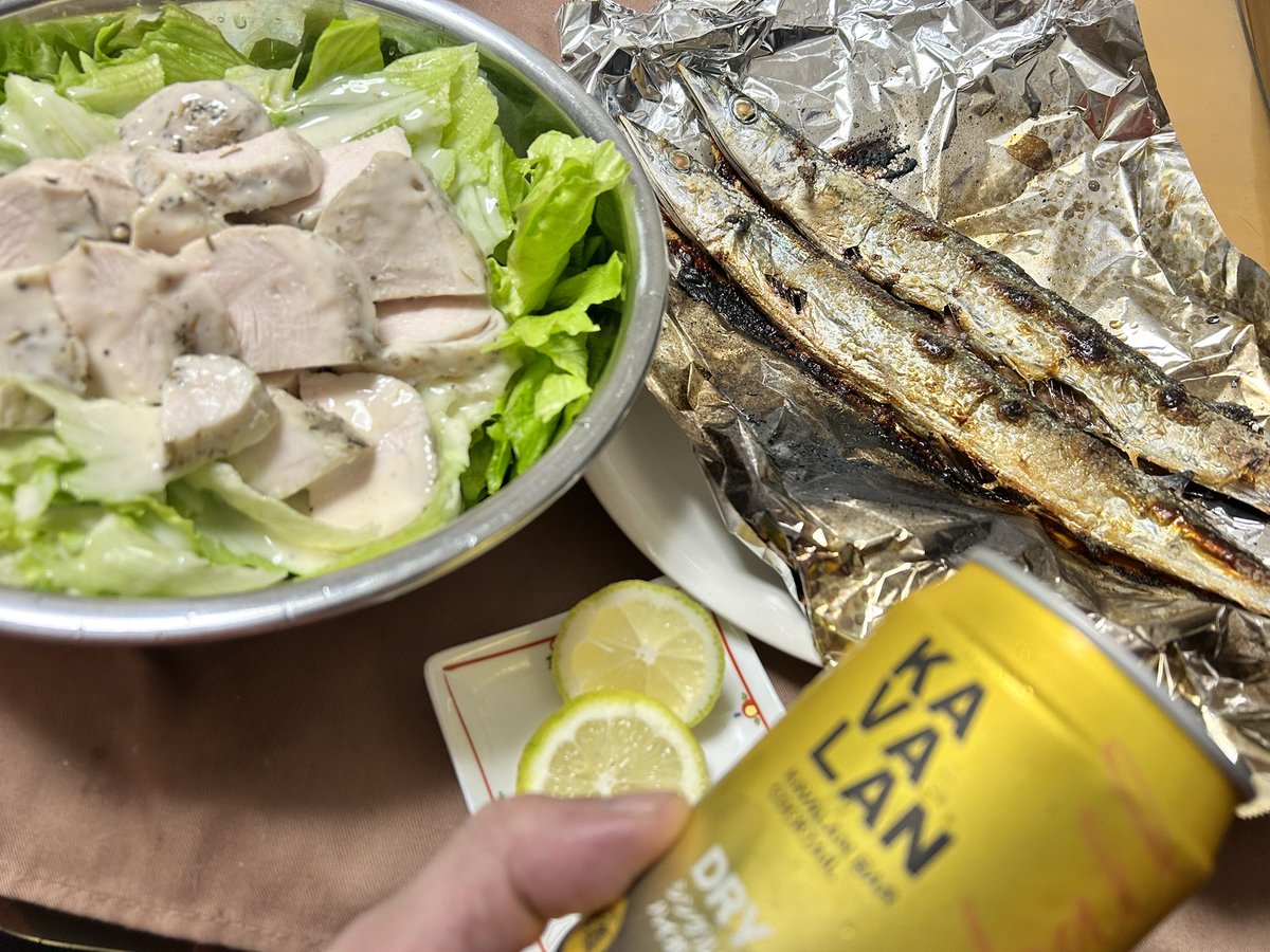 ああぁ今シーズン最後の秋刀魚かもしれないのに焼き過ぎたぁ（号泣