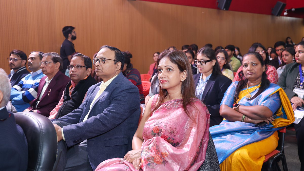 DrdoTdf's tweet image. TDF delivered a powerful keynote on Strategic Funding Pathways for Emerging Enterprises at the Startup Conclave &quot;Sarasvatam&quot; – Transcending Ideas to Innovation held on 20th Nov 2025 at @SGTUniversity, Gurugram.

#StartupIndia #Innovation #Funding #Entrepreneurship