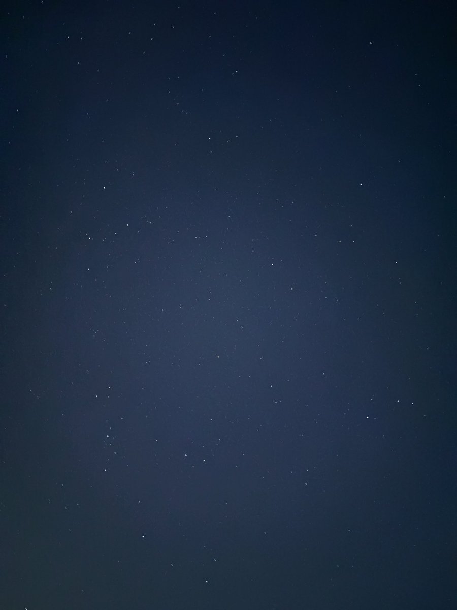 آتنا tweet media