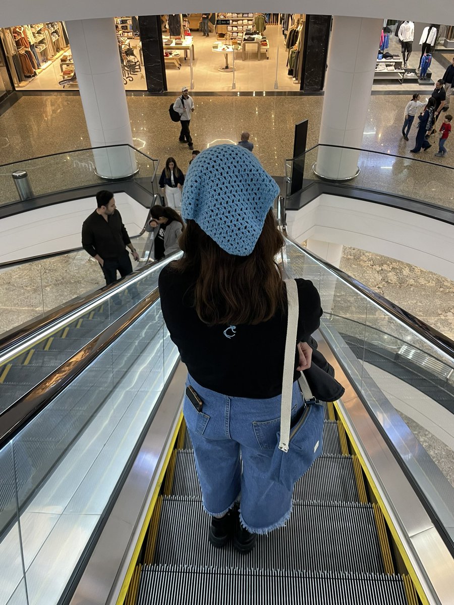 آتنا tweet media