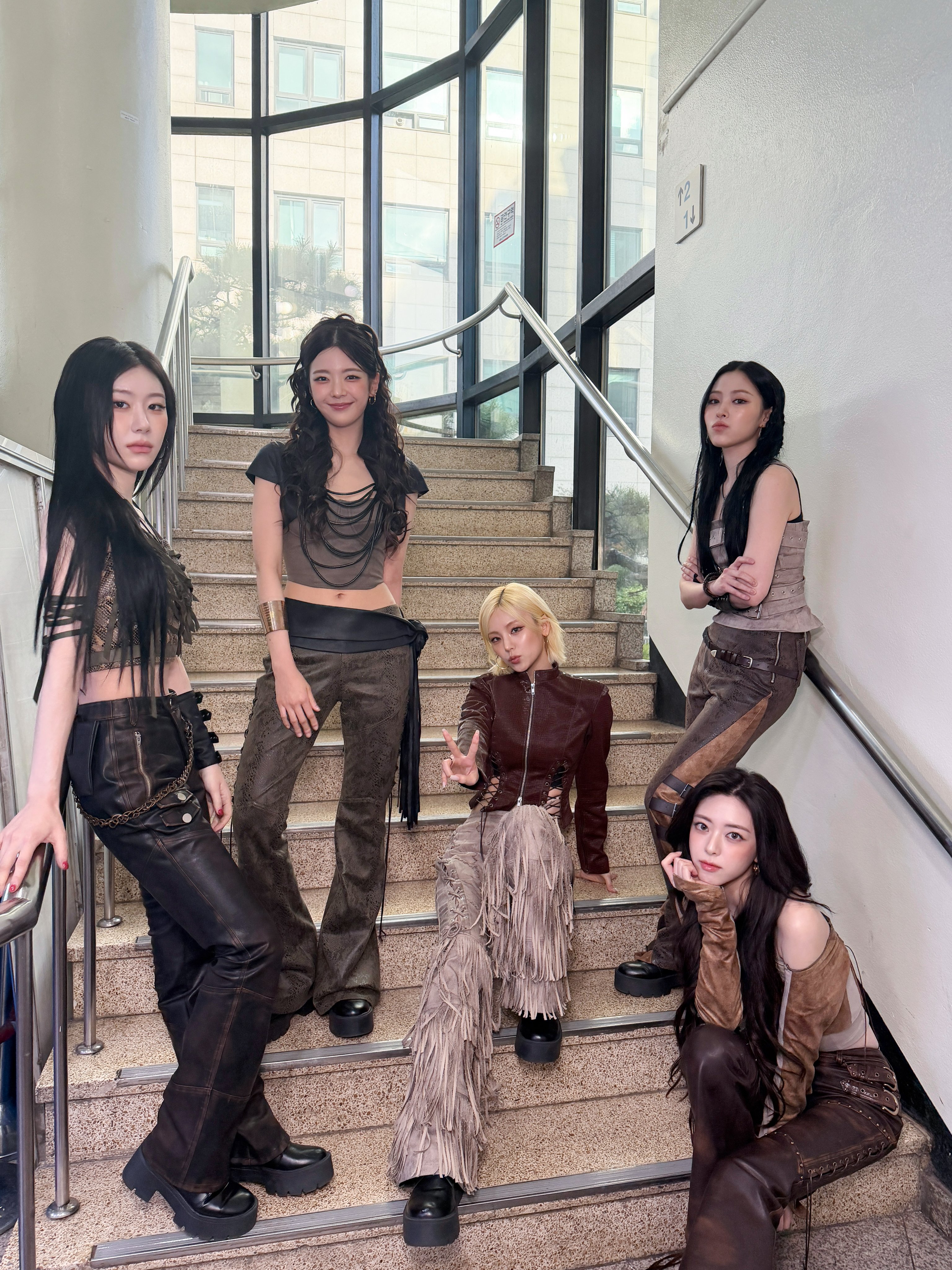 G6RXafHa0AASfKi?format=jpg&name=4096x4096