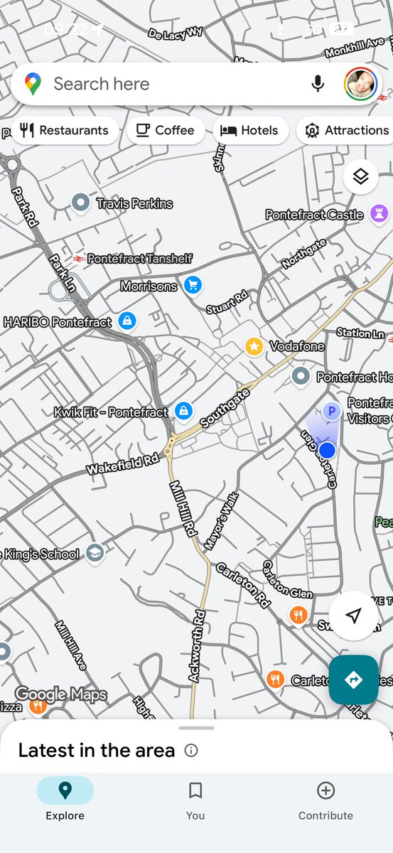 gpfradgley's tweet image. Sat here waiting for my Mum at the Drs in the Car. There is no signal from @vodafone in #Pontefract. Absolutely ridiculous in 2025. Good job I’ve got an #Honest #Smartsim as a backup showing good coverage on @EE