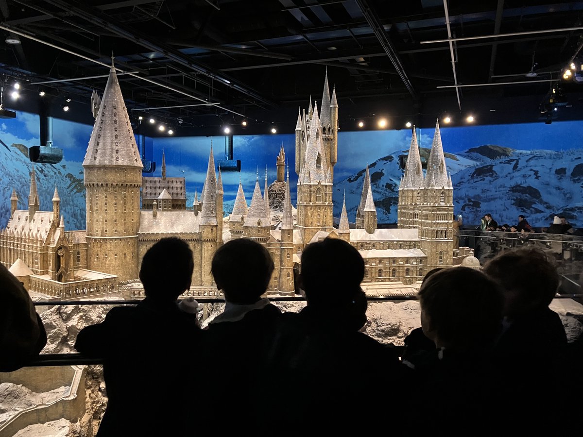 RGSprep's tweet image. Year 4 had a truly magical day at Warner Bros. Studio Tour London. From uncovering Harry Potter secrets to handling real props and stepping onto the iconic Hogwarts sets, the trip was unforgettable.

#RGSPrep #PrepSchoolSurrey #SchoolTrip #WarnerBrosStudioTour