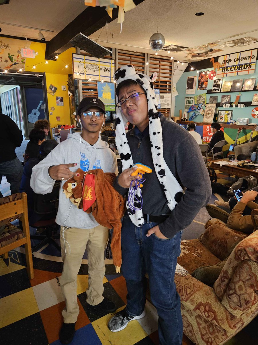 Bruh_KOTWO's tweet photo. The Fibbler and I won Ammy Bracket Doubles https://t.co/XHf7st5rZy