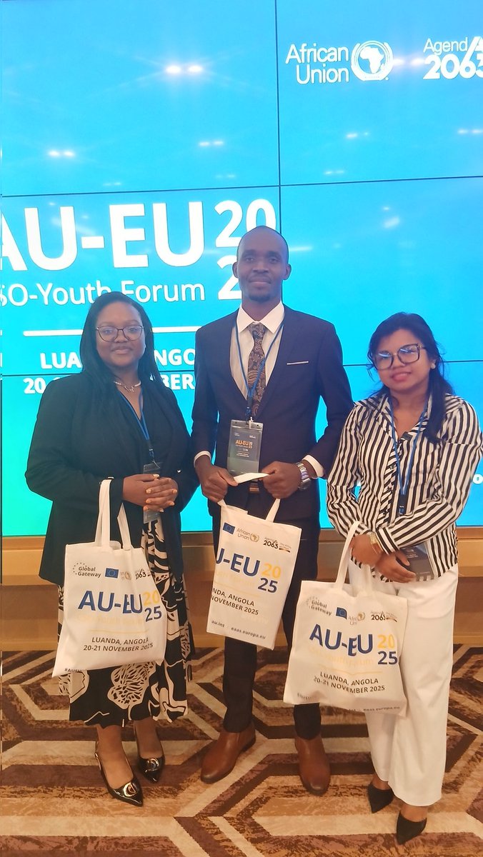 Hon <a href="/ARameliniaina/">Antsaniavo Rameliniaina</a> 🇲🇬 Hon <a href="/ThokoJMthiko/">Thoko J Mthiko</a>  🇲🇼  Hon Mojapelo South Africa 🇿🇦 on the sidelines on the AU-EU CSO &amp;Youth Forum in Angola 🇦🇴- Members of <a href="/SADCYouthParly/">Southern Africa Youth Parliament (SAYP)</a> representing #SAYoF. We are #SADCYouth