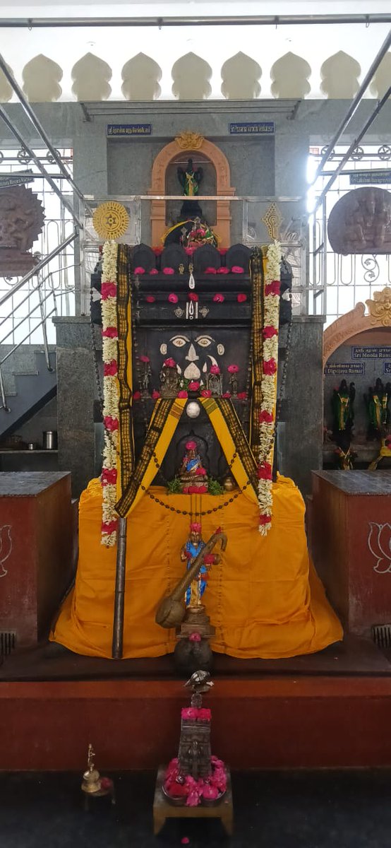 SriGranthalaya's tweet image. Today&apos;s Alankara Darshana from Sri Raghavendra Granthalaya, Granthalayapuram, Neiveli Village (near Poondi reservoir), Thiruvallur. 21-NOV-2025 ! *ॐ श्री राघवेंद्राय नमः ।*🙏🙏
maps.app.goo.gl/1ruYtmBfpq72xJ…