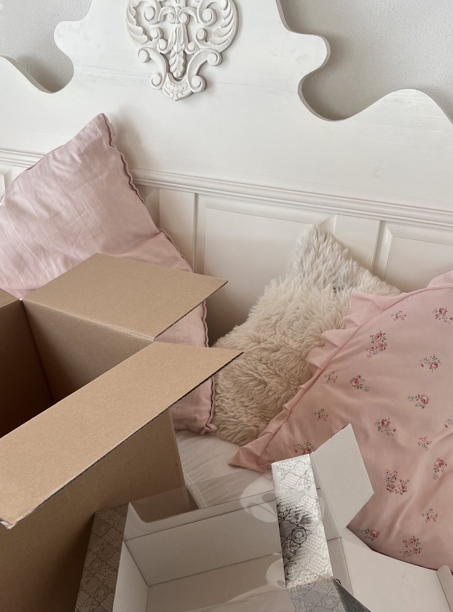 annidreamswild's tweet image. OH MY BENJI