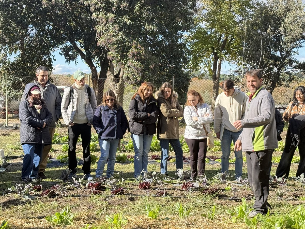 etsiaab's tweet image. #UPMConecta | Visita al huerto ecológico de los Campos de Experimentación, dentro del proyecto &quot;#AgroEELISA: Aprendizaje práctico en agricultura ecológica en el huerto universitario de la ETSIAAB&quot;