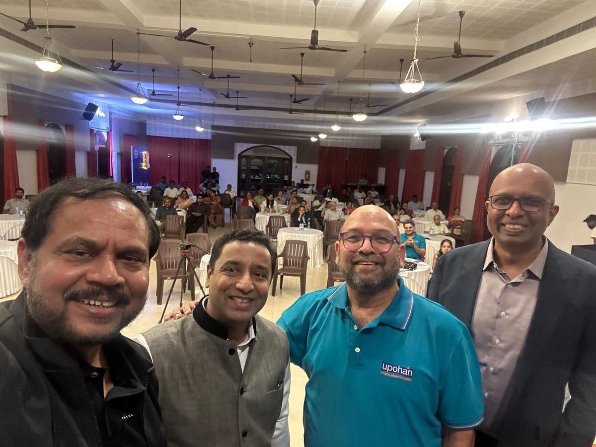 impactbyjay's tweet image. Thank you 120+ leaders, founders &amp;amp; #entrepreneurs who made the #DECODE  #BookLaunch unforgettable!

Grateful to Chief Guest Mr. @ckknaturals &amp;amp; panelists Mr. Arjun Prakash of @CoimbatoreTie  &amp;amp; Mr. @Upohan . Huge thanks to my amazing team—this journey is yours too!

#Leadership
