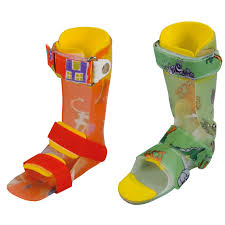 sasutra3's tweet image. El dispositivo externo utilizado para controlar el movimiento, corregir una deformidad y mantener la función del esqueleto se llama
a) #Férula
.b) #Ortopedia
c) #Ortesis
d) #Prótesis
#Fisioterapia #Fisioterapeutas #fisioterapiaespecializada #OPE #oposición
acortar.link/Jh74g9