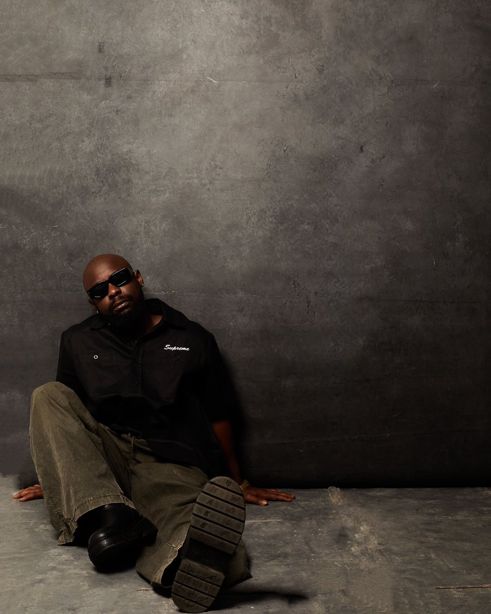 joojoaddison's tweet image. been away but i’ve been right here, REMIND THEM out on all stores!  — ffm.to/remindthem

@viaopeimu shoot am.