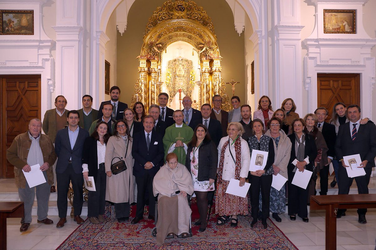 Felicitamos a nuestros hermanos que en el día de ayer recibieron un recordatorio de sus 25 años de pertenencia ininterrumpida en nuestra Hermandad.

Que el Pastorcito Divino, por mediación de la Santísima Virgen del Rocío, os bendiga y acompañe siempre.