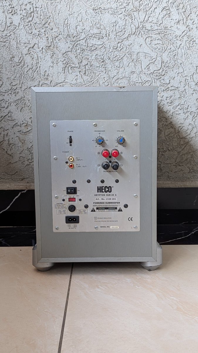 mtronics_'s tweet image. Jamo Center channel speaker 
✅ Configuration: 2-Way Center Channel Speaker
✅ Drivers: Dual 4" woofers for deep mids
✅ Tweeter: 1" (25mm) dome tweeter for crisp, clean vocals
✅ Frequency Response: 75Hz – 20kHz
✅ Power Handling: 10–120W

  KSH.18,000

📞+254738240939